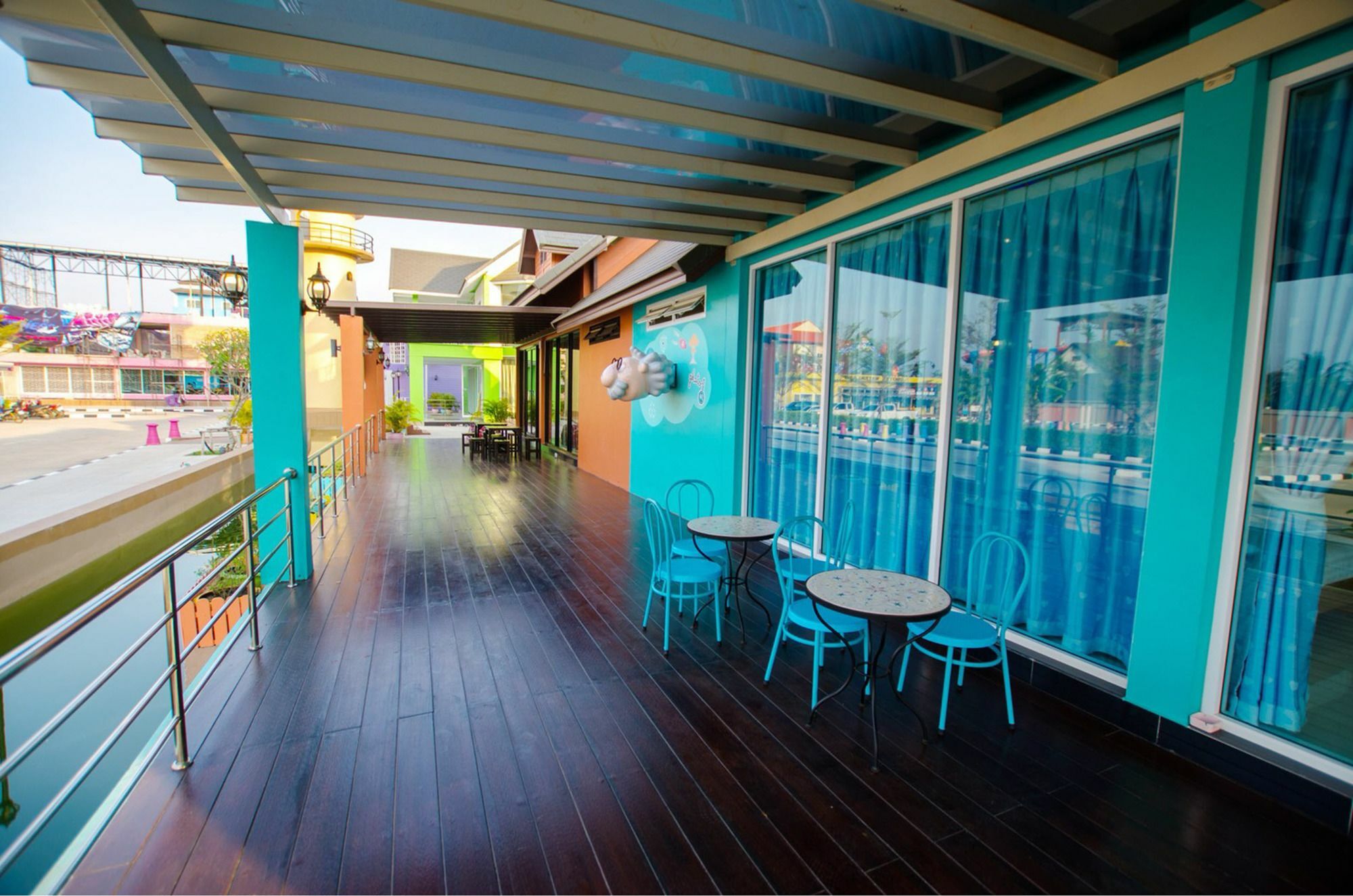 Usotel Waterland Hotel Udon Thani Buitenkant foto